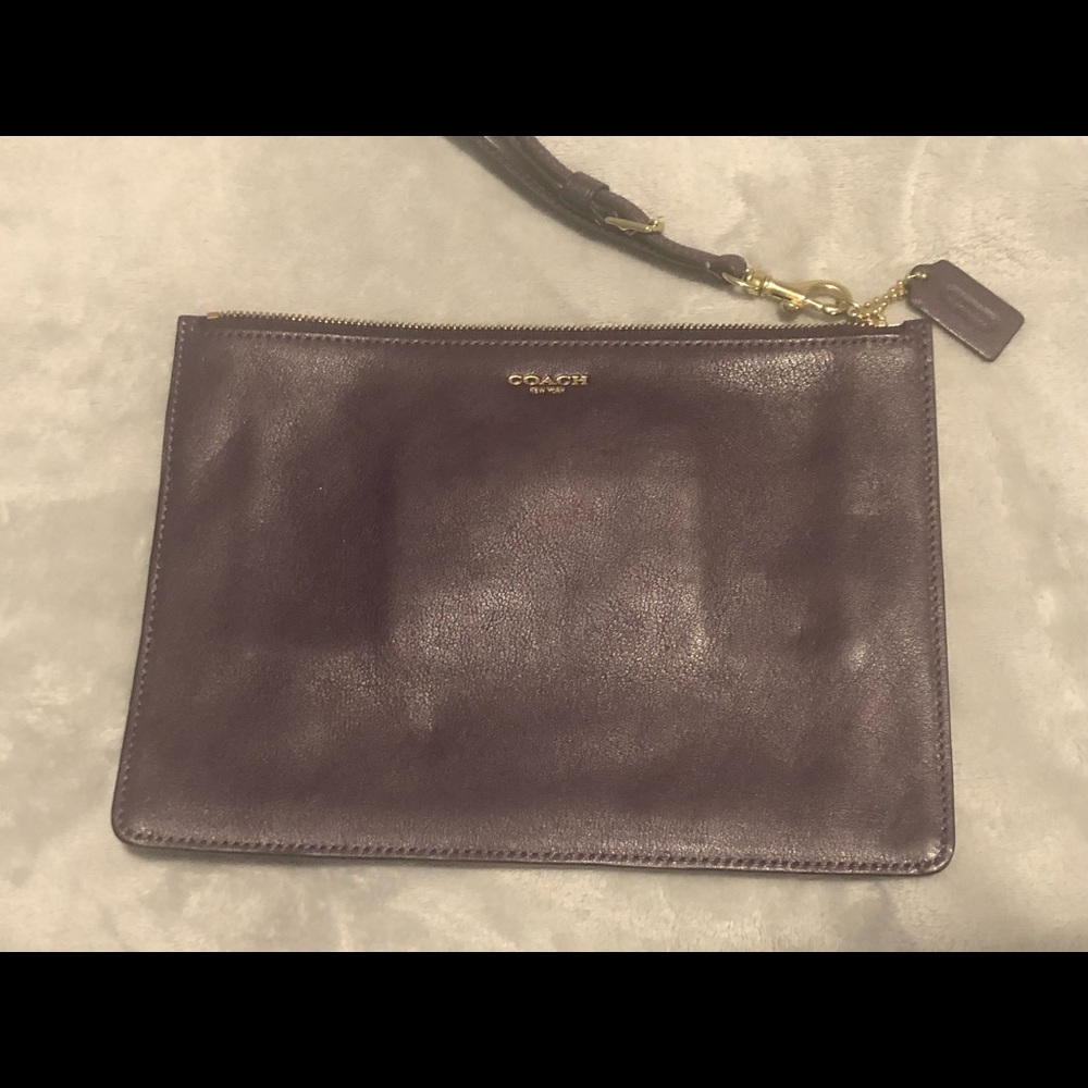 Coach Wristlet- purple - flat